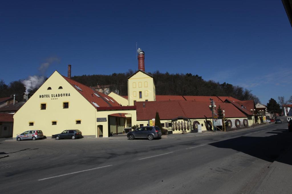 Ubytování na členské schůzi – hotel Sladovna****